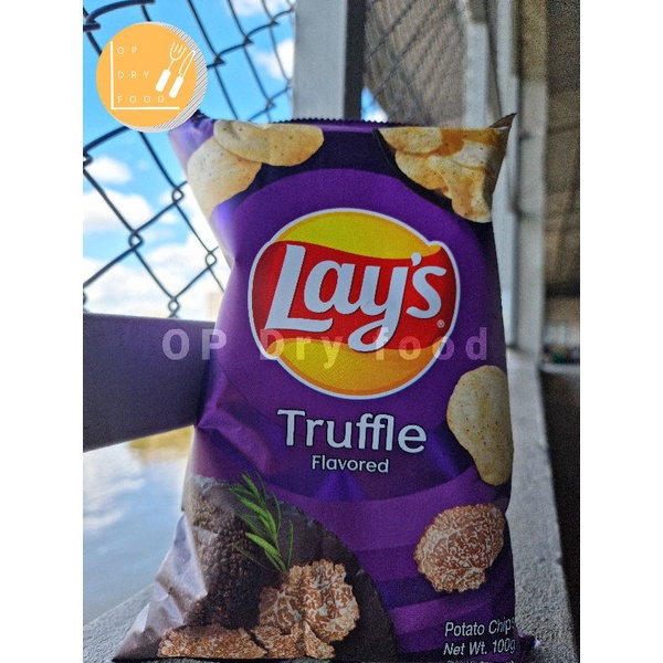Lay's Truffle flavored เลย์รสทรัฟเฟิล มันฝรั่งทอด เลย์ กลิ่นทรัฟเฟิล