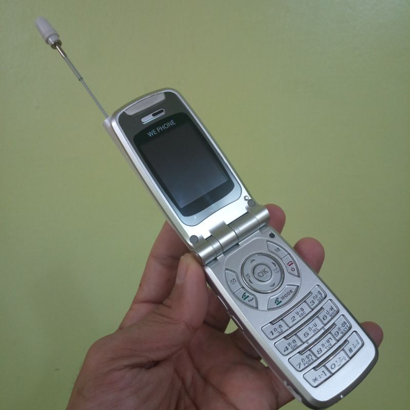 มือถือ PCT WE PHONE สองระบบในเครื่องเดียว (PHS/GSM) หายาก เปิดไม่ติด