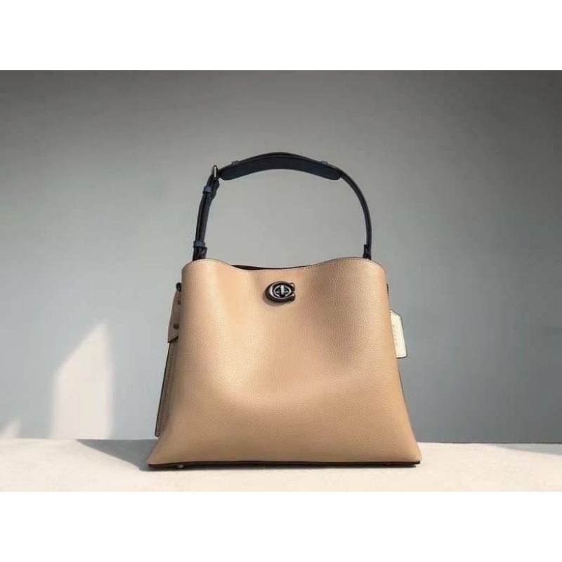Coach Willow Shoulder bag beige Shopee Thailand