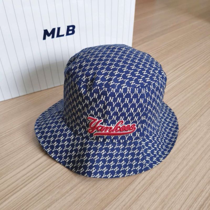 แท้ ???? MLB Bucket Hat monogram Yankees หมวกบักเก็ต สีน้ำเงิน