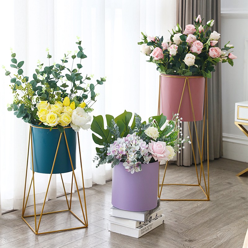 Light luxury Nordic modern minimalist flower shelf flower pot rack