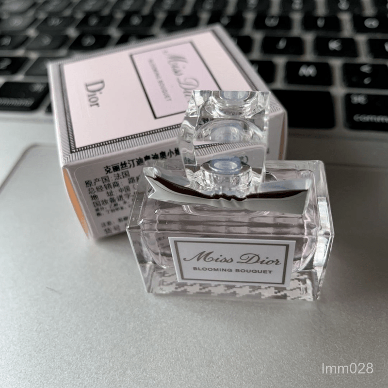 Domestic CounterQFor Sample Dior/Miss dior slow dance flower fragrance