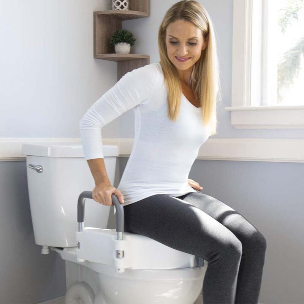 ⭐️พร้อมส่ง⭐️ ฐานเสริมรองนั่งชักโครก พร้อมที่ยึดจับ Raise Toilet Seat