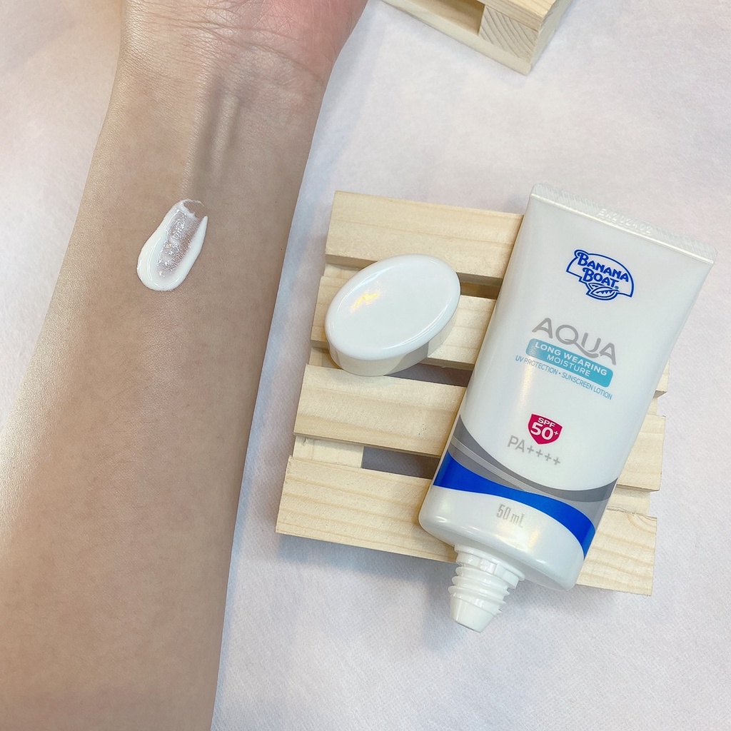 Banana Boat Aqua Long Wearing Moisture UV Protection Sunscreen Lotion