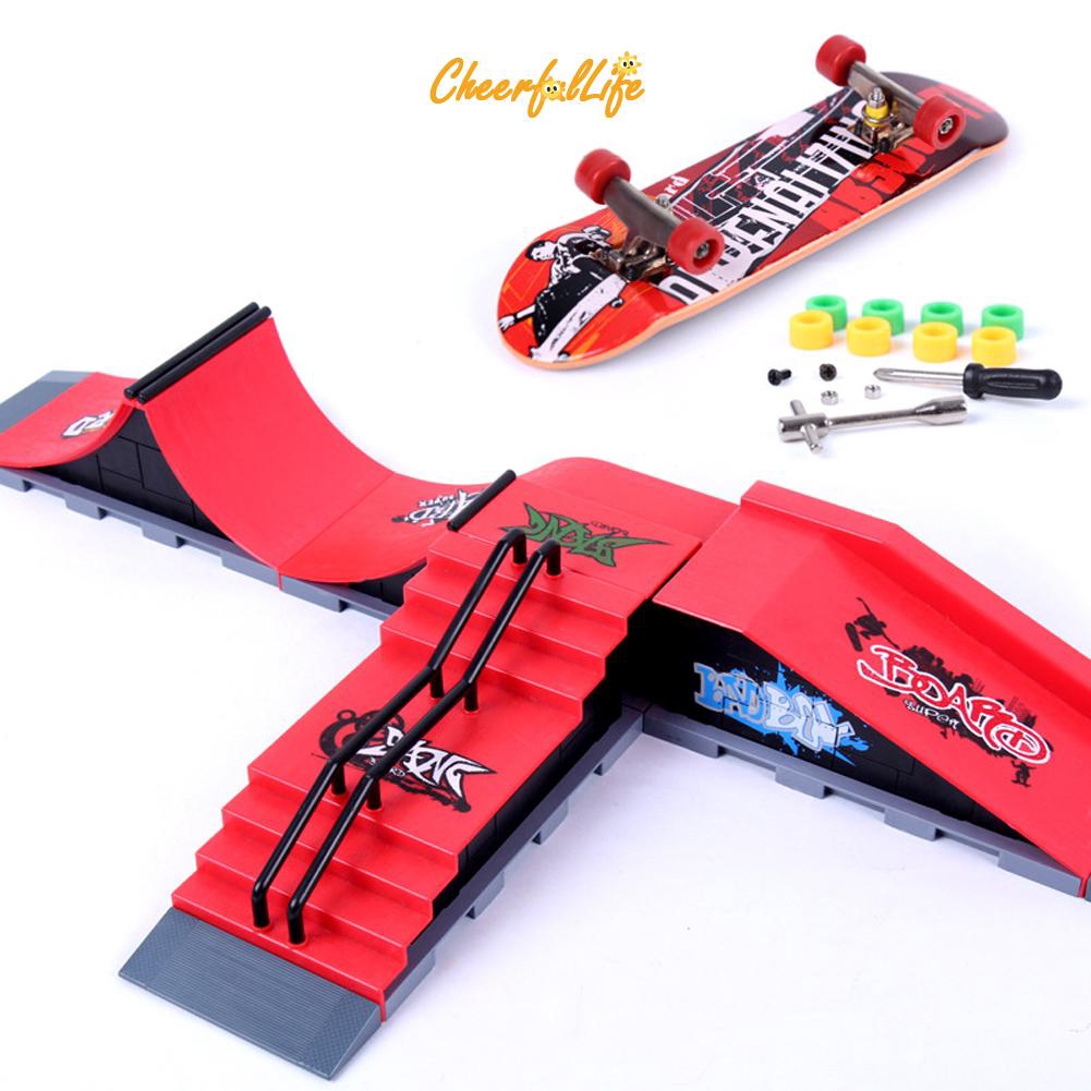 Figurines, statues Skate Park Ramp Part for Tech Deck Fingerboard