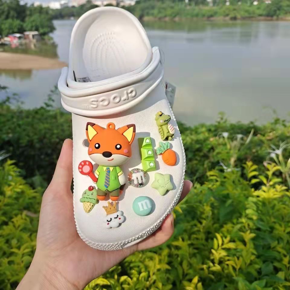 Zootopia Judy Nick Jibbitzs อุปกรณ์เสริม Jibbitz สําหรับตกแต่งรองเท้า