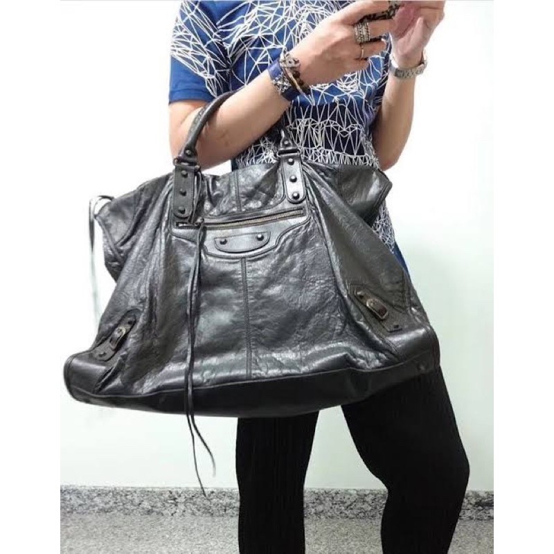 กระเป๋า Balenciaga รุ่น Motorcycle Bag giant (ของแท้ มือสอง สภาพดี