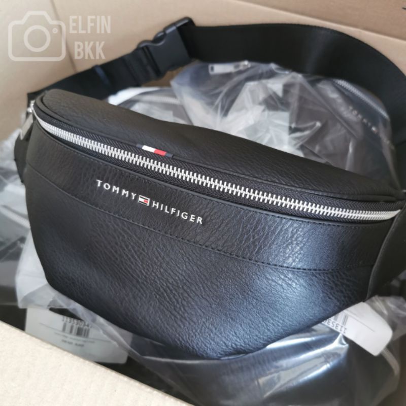 แท้ รุ่น UK Tommy Hilfiger Essential Casual Crossbody Bag กระเป๋าคาดอก