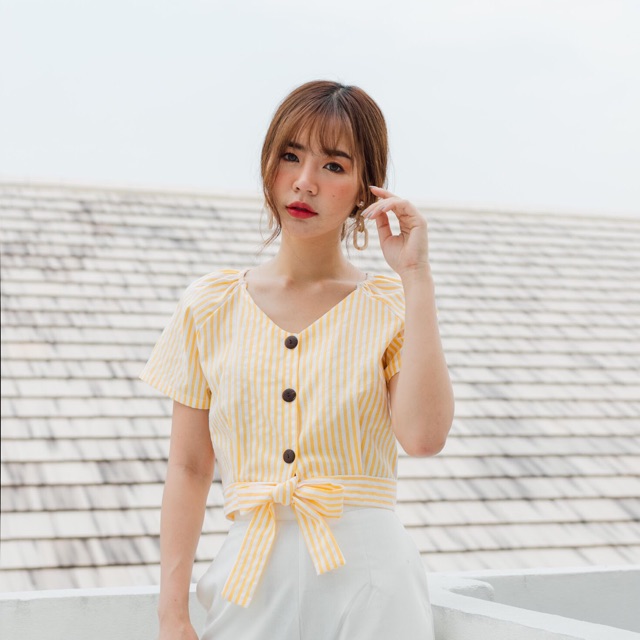 LAMUNE july crop top (yellow/white) Shopee Thailand
