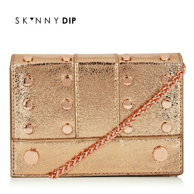 ♥พร้อมส่ง♥ SkinnyDip London Ray Rose Gold Crossbody Bag กระเป๋าสะพายข้างทรงเหลี่ยมสีโรสโกลด์
