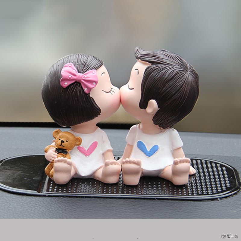 1 Set Car Decoration dolls Cartoon Kiss Baby Ornaments Lovely monkey loves Banana Monkey toys