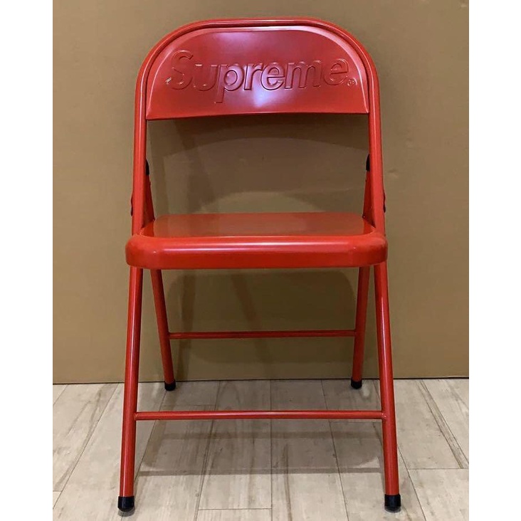 supreme Metal Folding Chair RED