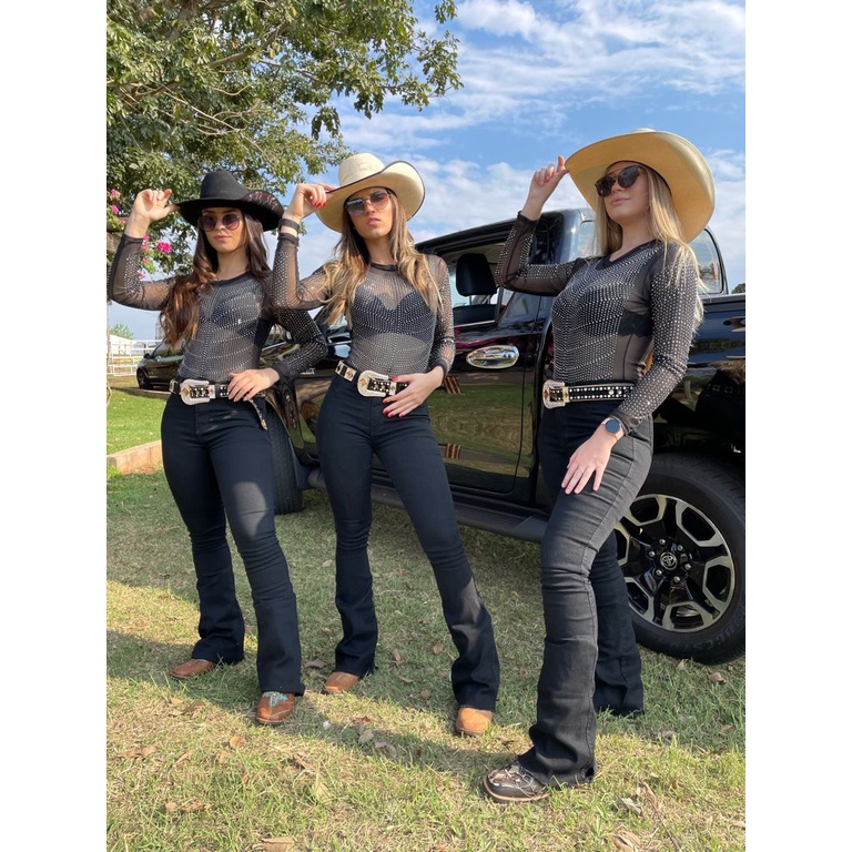 Total 47+ imagem roupas country feminina fotos br.thptnganamst.edu.vn