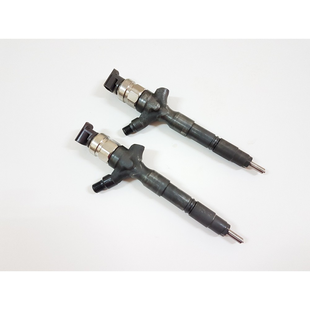 Original Denso Diesel Fuel Injector for Toyota Hilux & Prado D4D 2KD