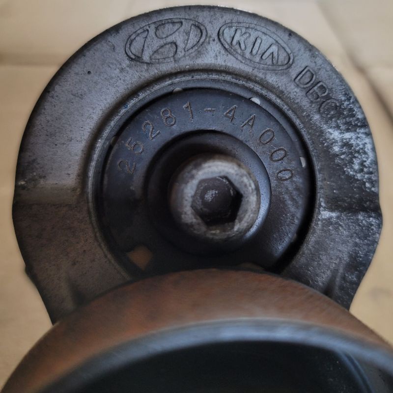 Kia Sorento BL automatic belt tensioner USED Shopee Malaysia