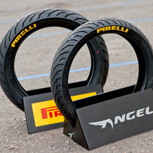 PIRELLI Angel CT Tubeless Tyre Tire Motorcycle Size 17" 70140 Tayar