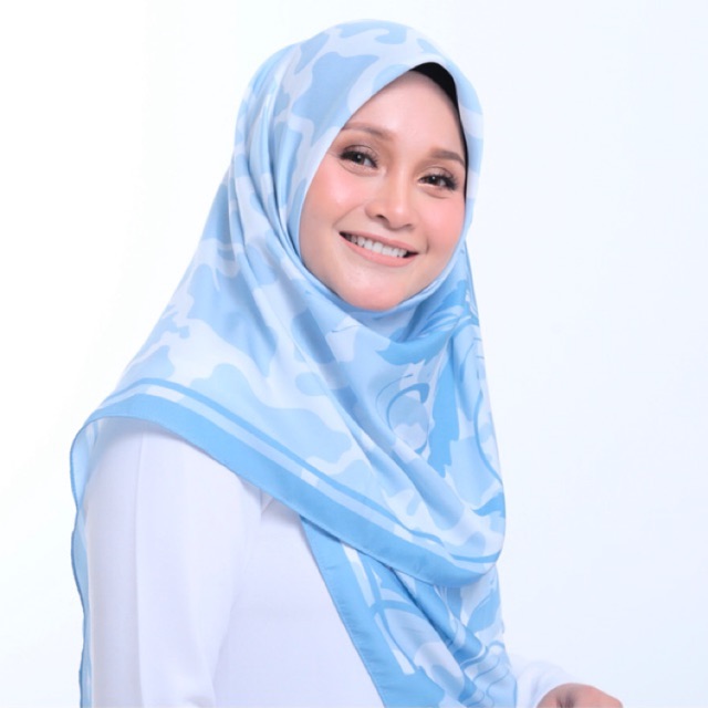 AN EXCLUSIVE by Anne Ngasri Tudung Bawal Koleksi Zara