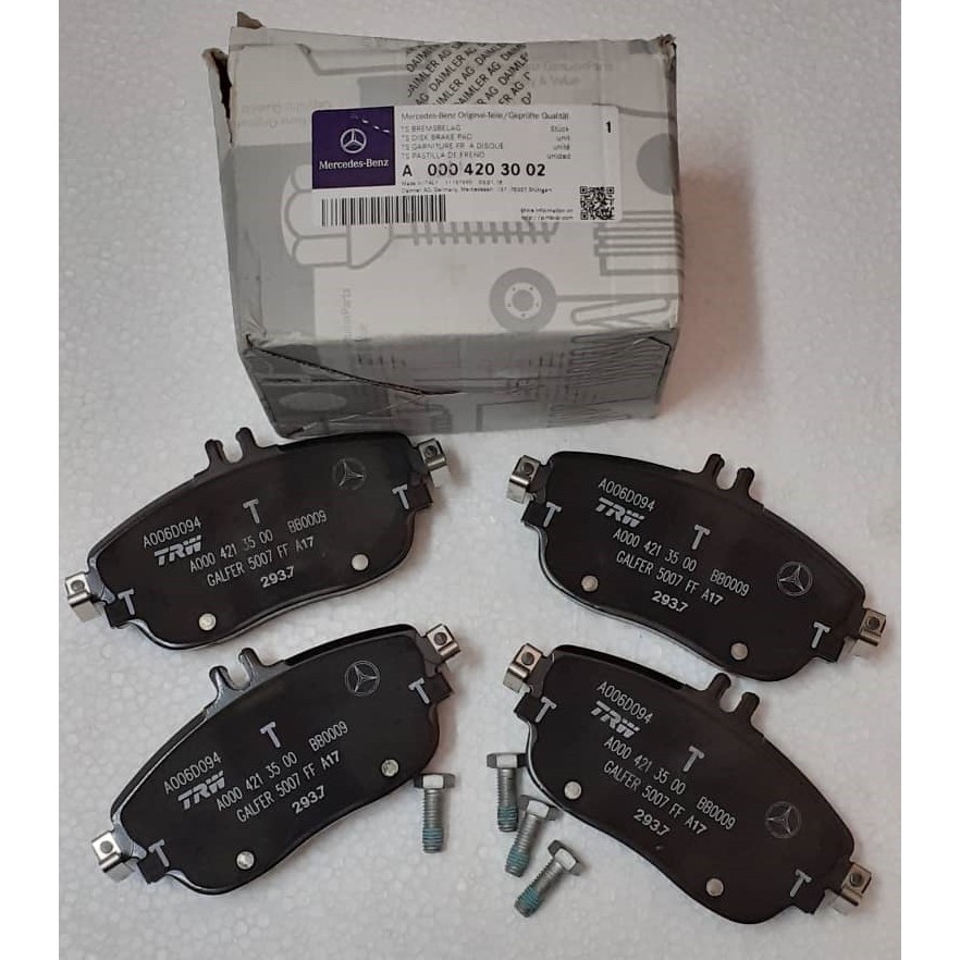 Mercedes W176 W246 W117 Original Mercedes Front Brake Pad Set