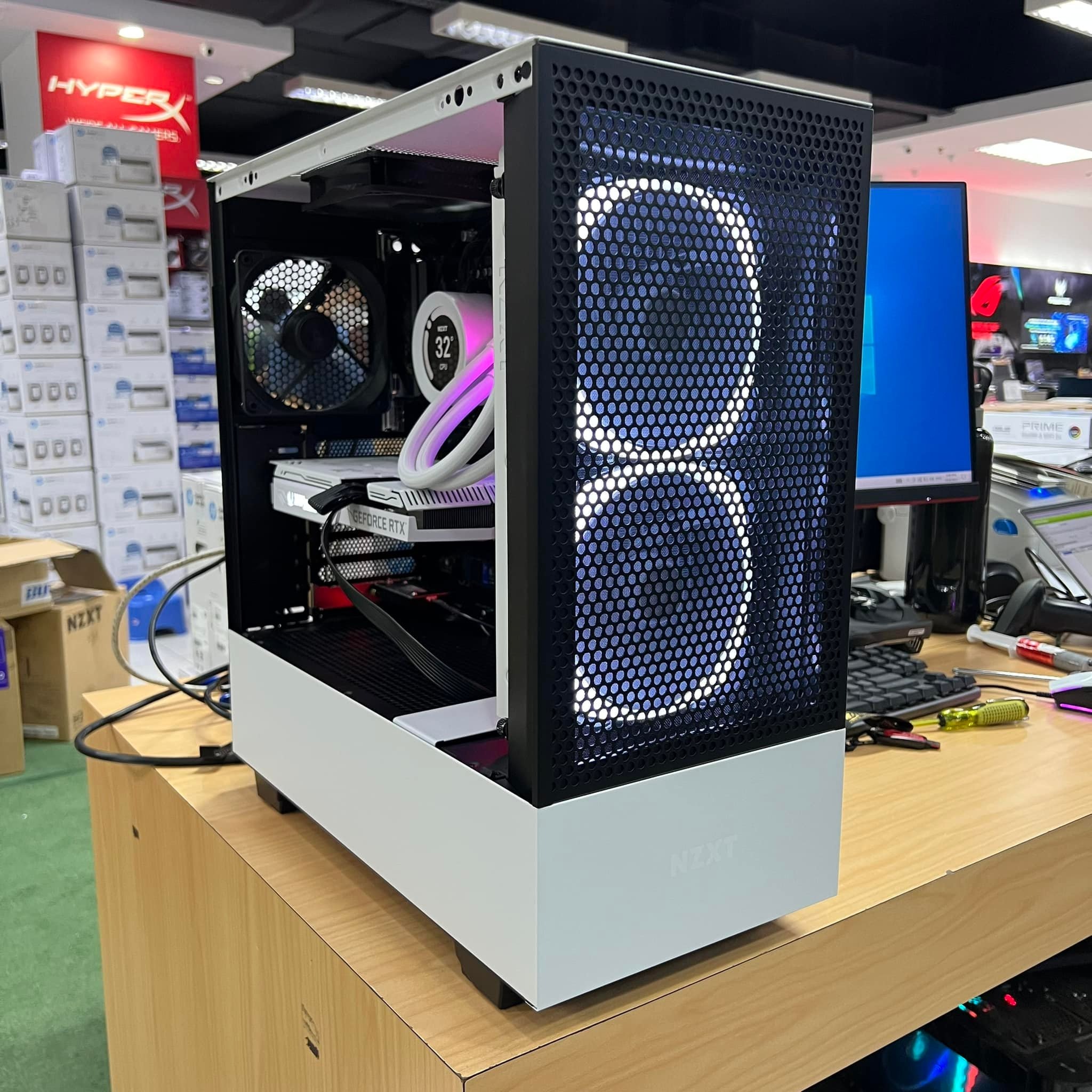 GAMING STORE JUST IT, Online Shop Shopee Malaysia