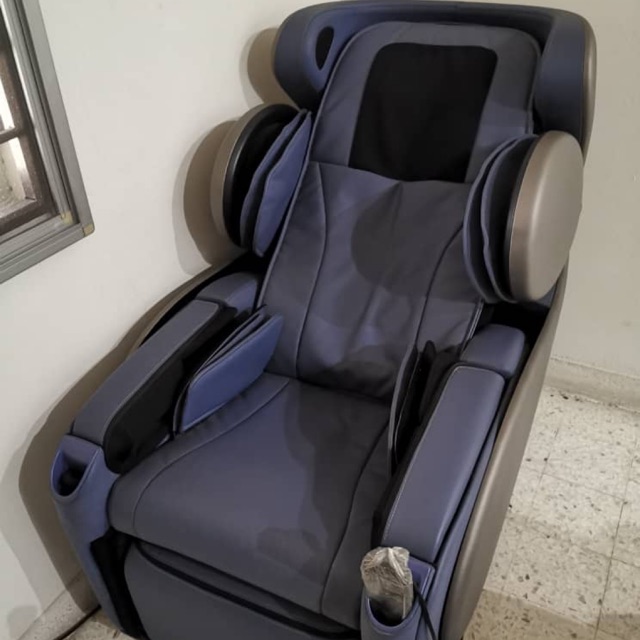 Osim Massage Chair uDivine OS808 Shopee Malaysia