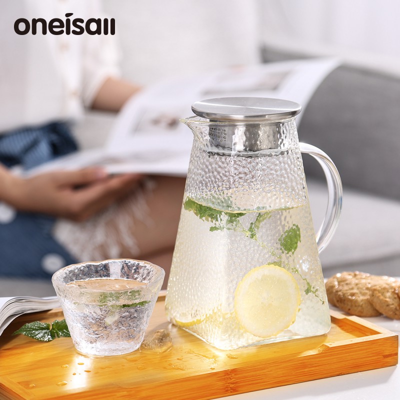 ONEISALL Glass Water Jug Heat Resistance Juice Container with Lid