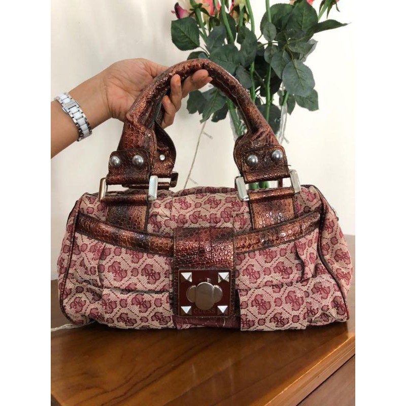 Guess Handbag Original (preloved) Shopee Malaysia