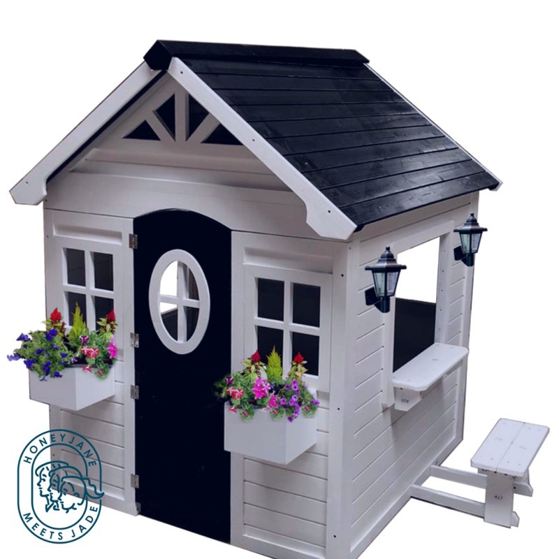 [DEFECT UNIT CLEARANCE] Outdoor Wooden Playhouse Kids Pretend Play