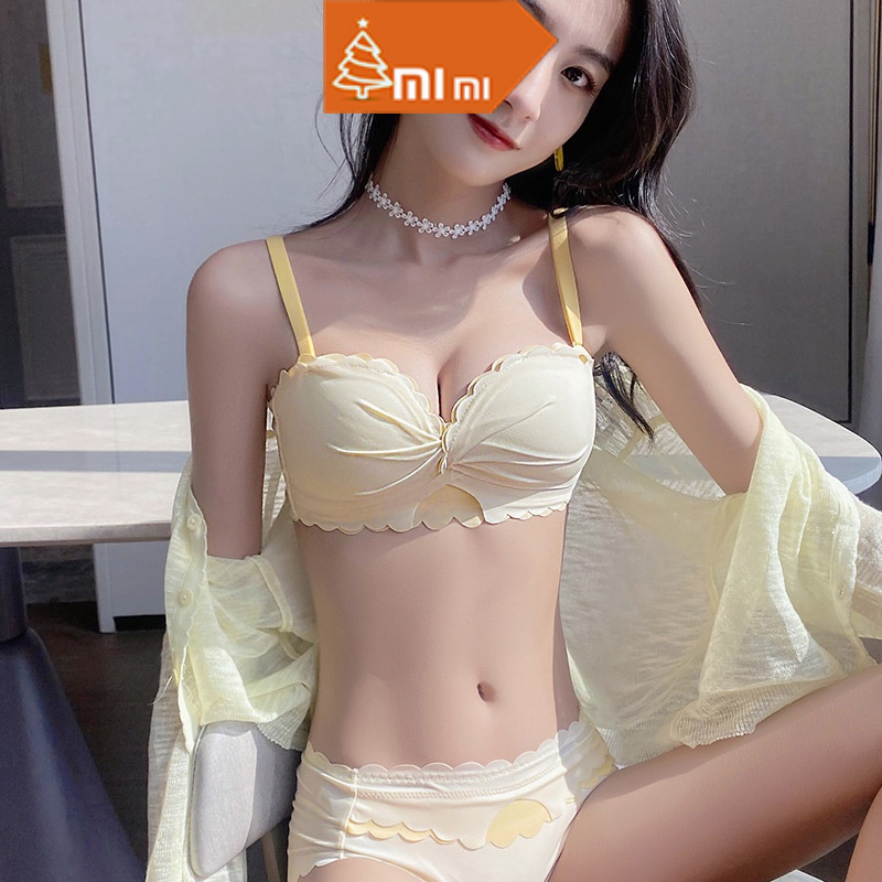 [3240 Size] 0.5cm thin C Cup bra set cute Wireless Strapless underwear