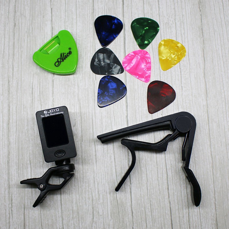 Guitar Tuner + Capo + Plectrum Holder + 7 Celluloid Picks Tuning