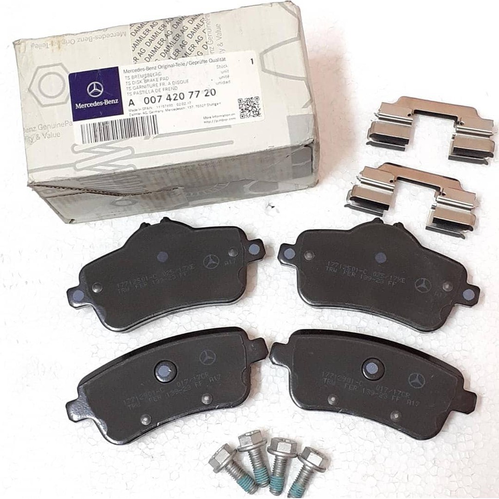 Mercedes W176 CLA W117 A45 SLK W172 55 AMG ML W166 Original Rear Brake Pad Set 0074207720