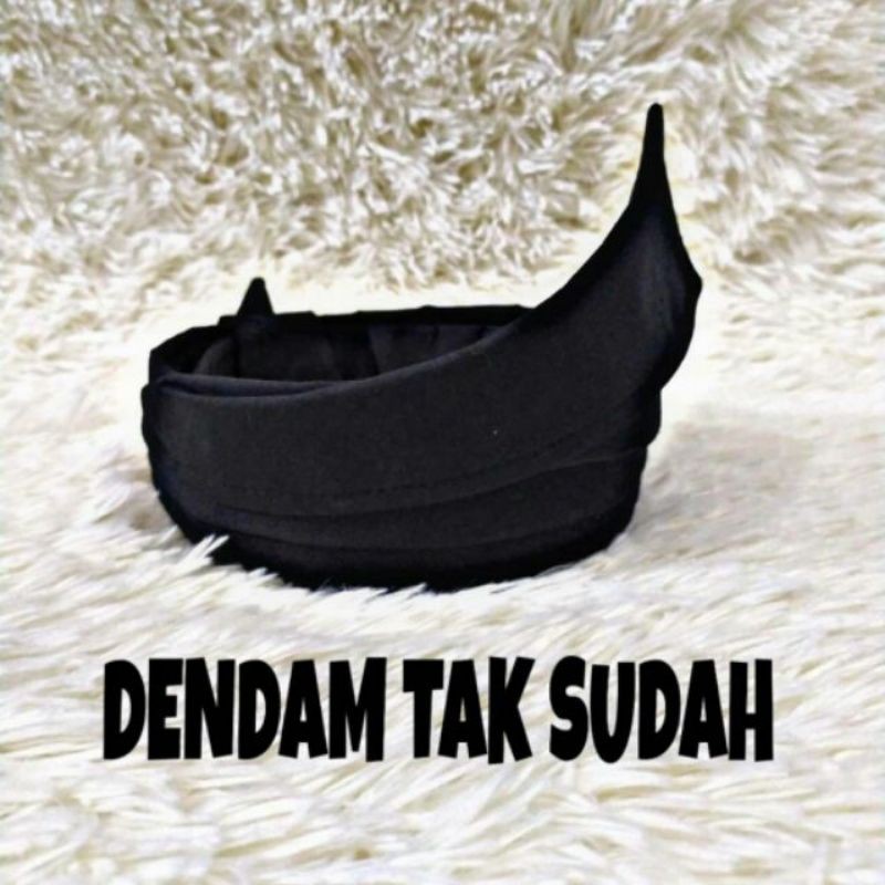 Tanjak Melayu Dendam Tak Sudah Urang Pokan Kenali Sejarah Kotamu Pakaian Melayu Facebook Tanjak Dendam Tak Sudah Dengan Sanggul Kelopak Mawar Rm 120 Kain Songket Rm 90 Kain Biasa Hg32040001s