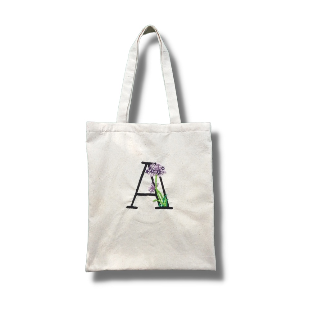 Tote Bag / Embroidery Tote Bag (sulam tangan) / Bag handmade / Tote bag
