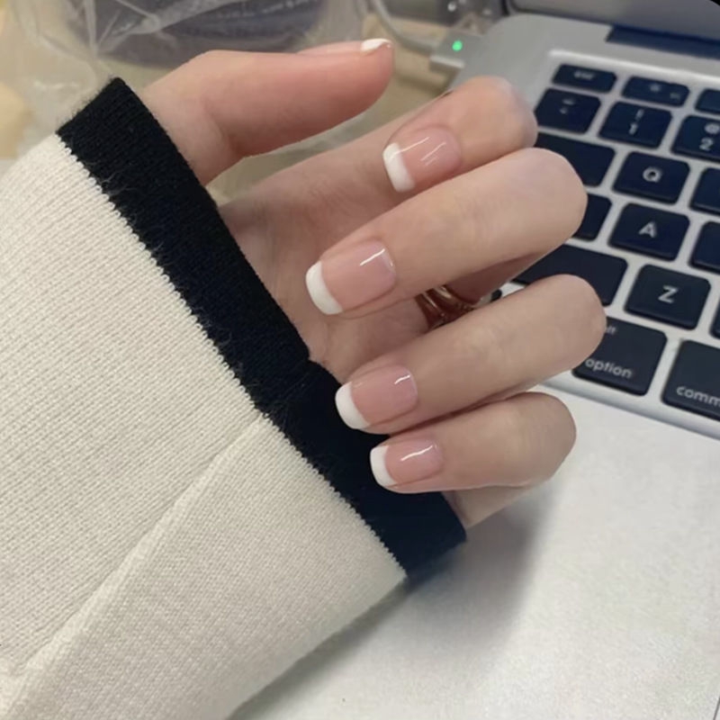 29+ Light Pink French Tip Acrylic Nails Omnivorvora