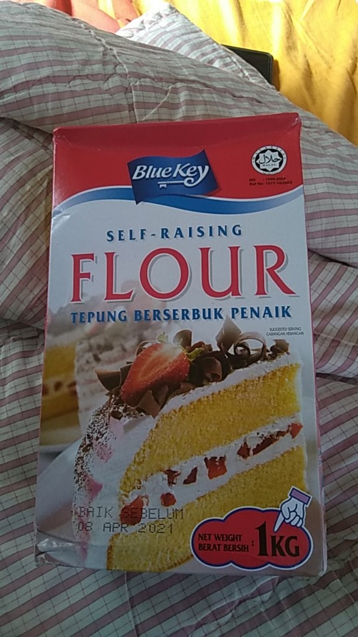 Blue Key SelfRaising Flour / Tepung Berserbuk Penaik 1kg