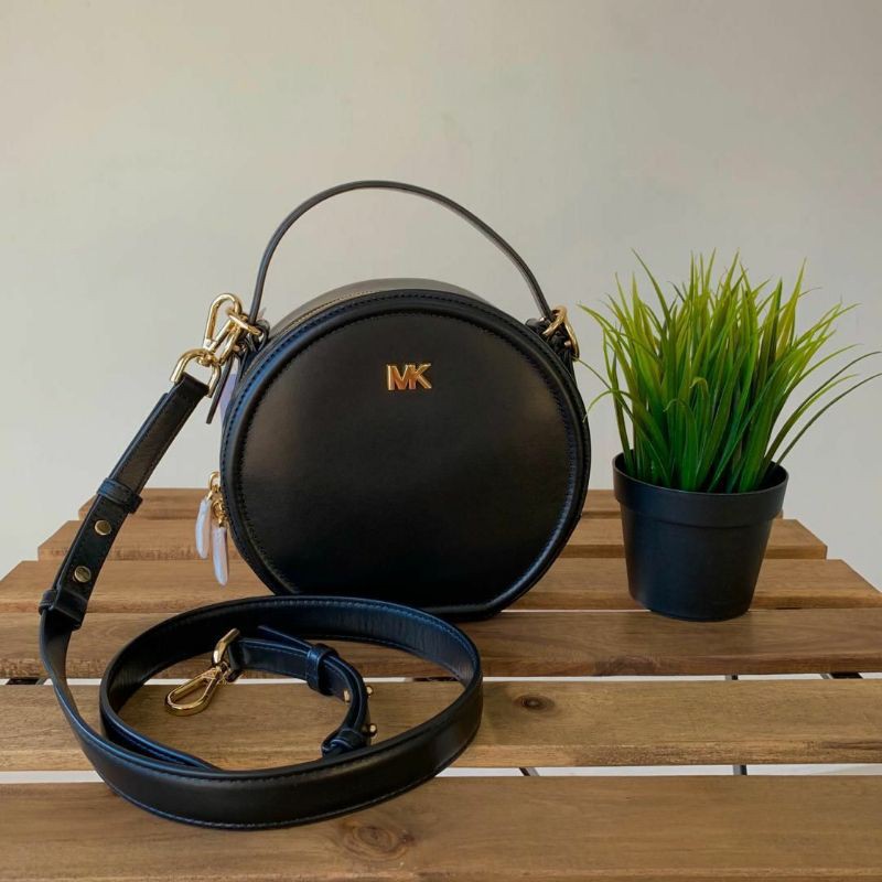 Michael Kors Delaney Medium Leather Canteen Crossbody Bag Black BB