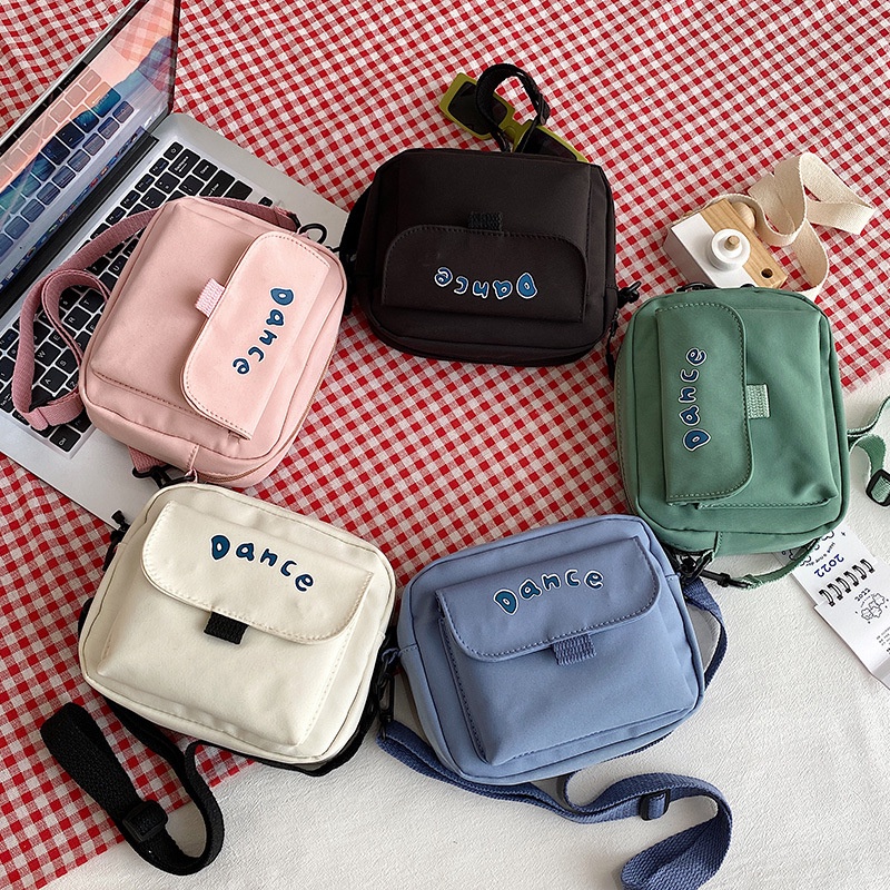 Japanese Cute Small Bag New Trend Girl Student Messenger Bag Fashion