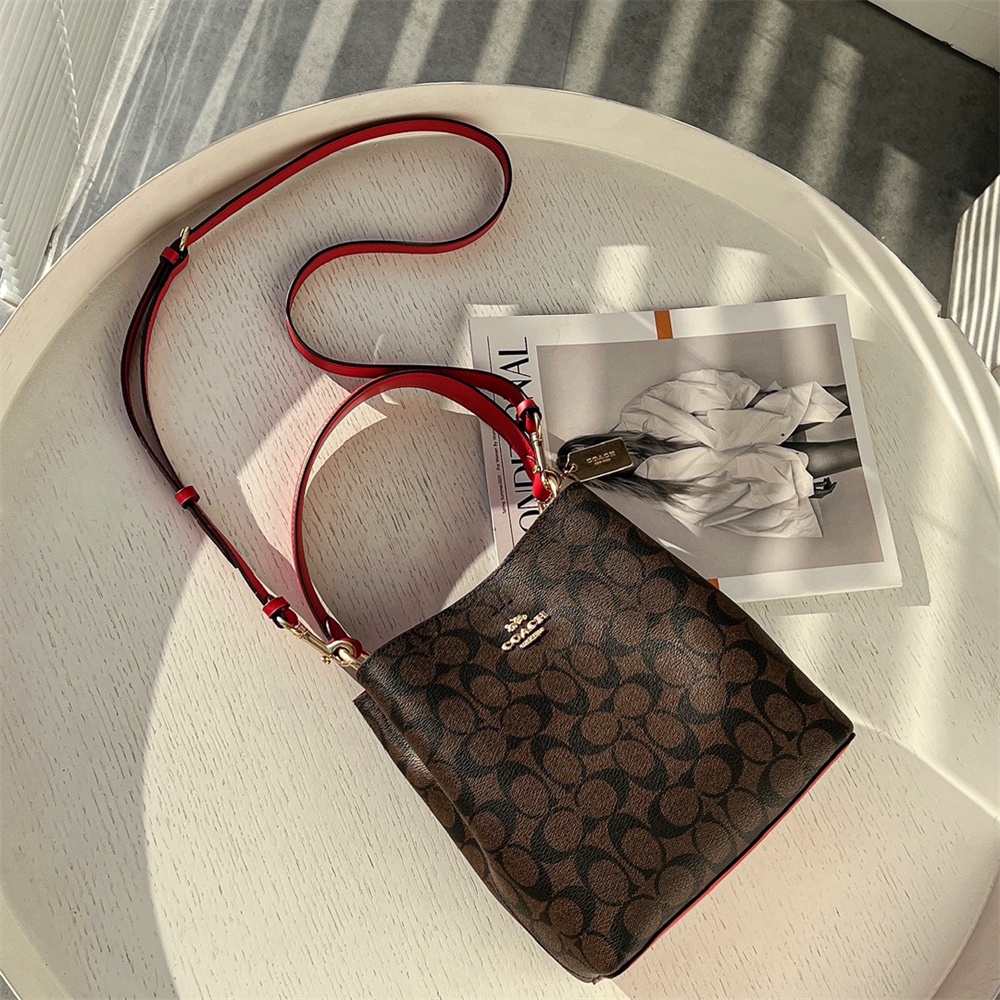 coach small kelsey malaysia Anne Hughes