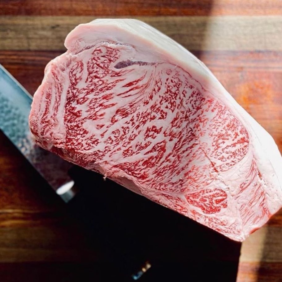 Shin Wagyu Beef M9 Sirloin Steak (250gsm+) x 3pcs Shopee Malaysia