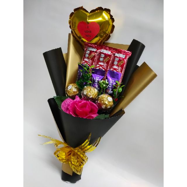 Bouquet Chocolate With Flowers Shopee Malaysia