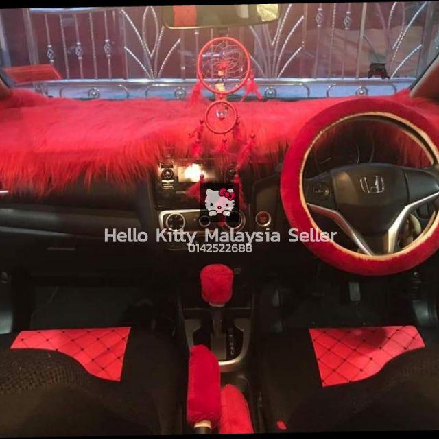 alas dashboard kereta axia Olivia Ince