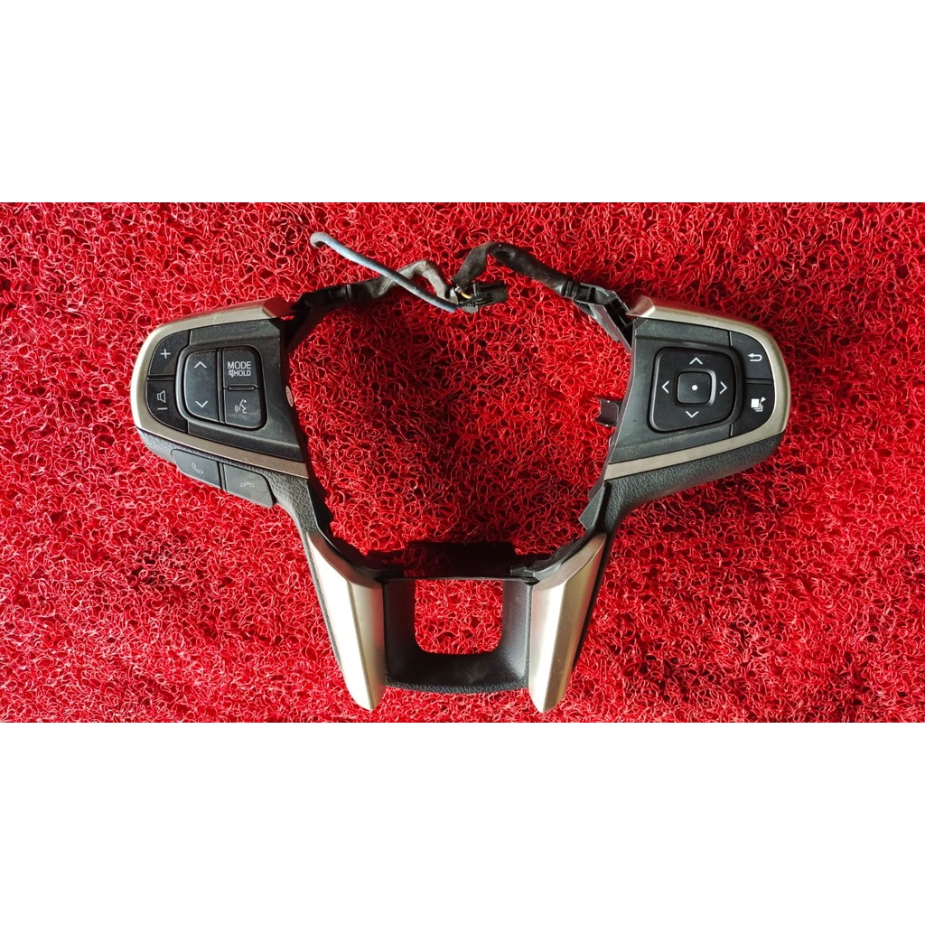 Toyota Innova Steering Wheel Control Button 1 Set Complete 75J081