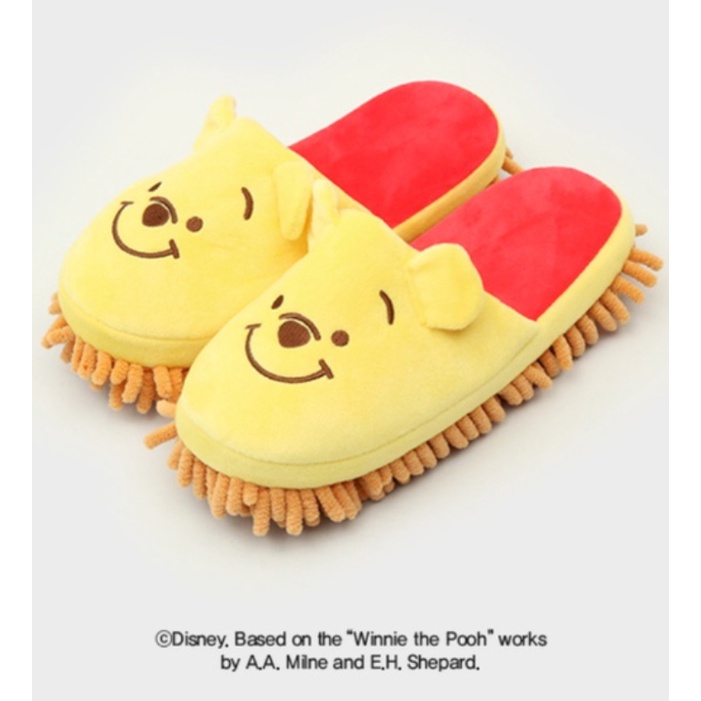 DAISO KOREA Disney Winnie the Pooh Microfiber Mop Slipper Shoes
