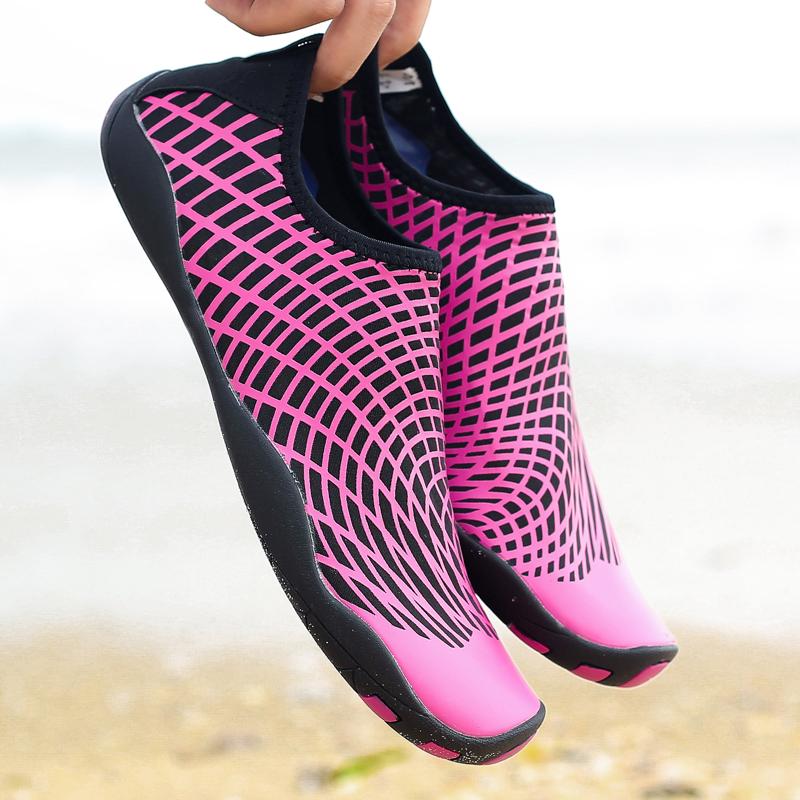 READY STOCK WOOVOO Couple Swimming Shoes Unisex waterproof Surfing