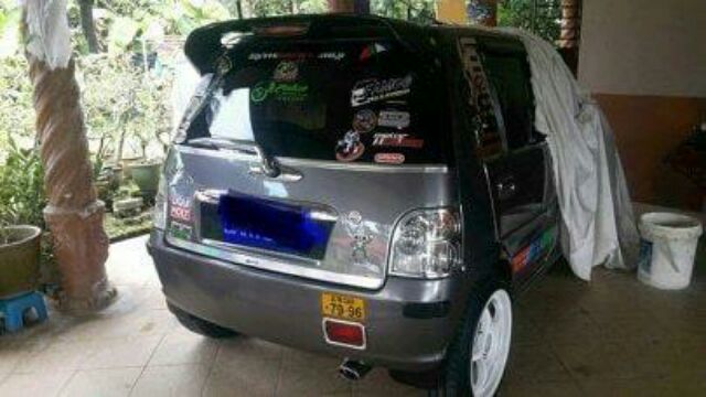 Belakang Kereta Kancil englshsima