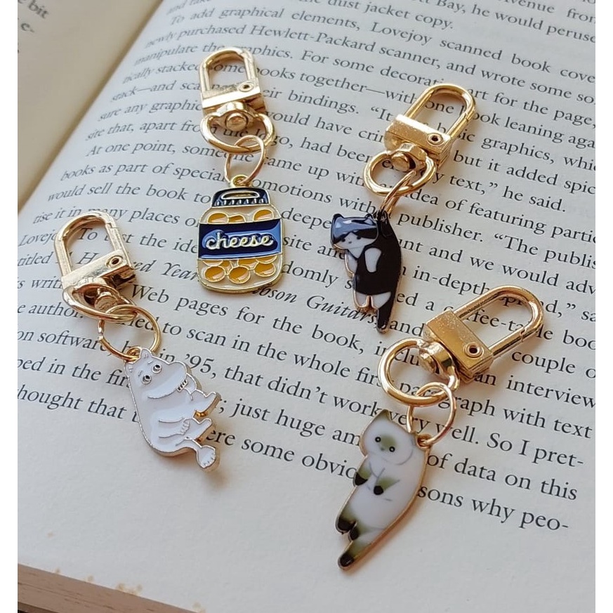 Trendy Charming Korean Style Cute Cartoon Gold Keychain Shopee Malaysia