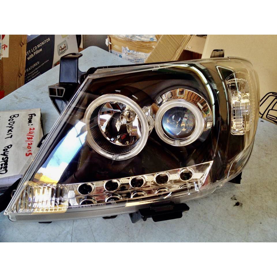 Toyota Hilux Vigo 2005 2006 2007 2008 2009 2010 2011 Projector Headlamp