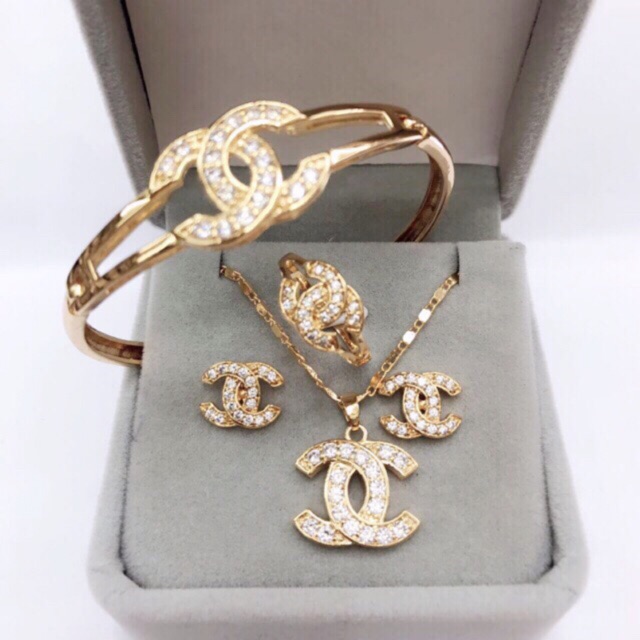 【YH】4 in 1 Bangkok Rose Gold Chanel Diamond Jewelry Set Shopee