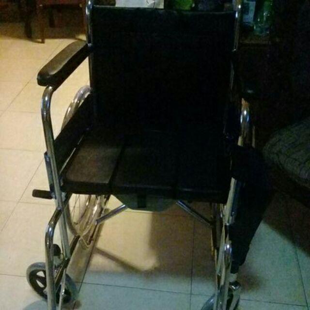 COMMODE WHEELCHAIR WITH ARINOLA Shopee Philippines