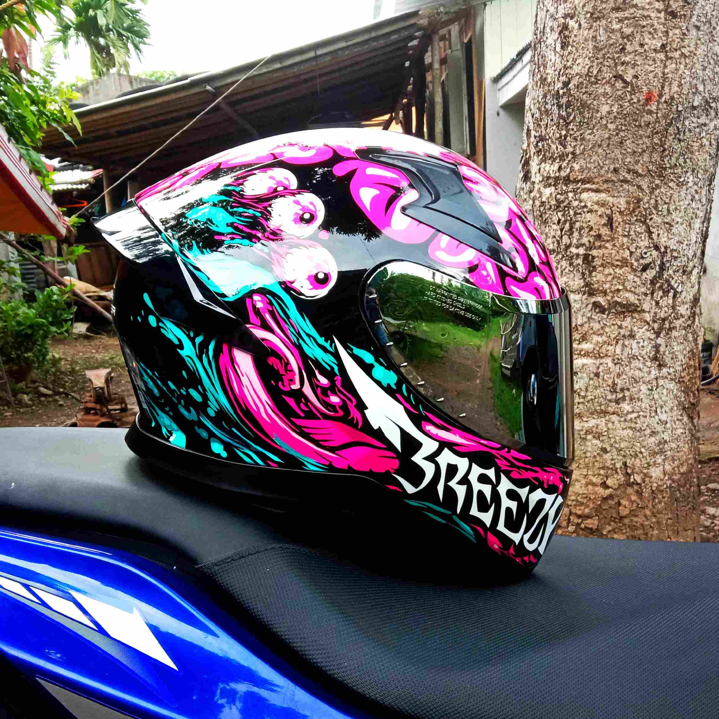 Spyder Fullface Helmet with Dual Visor Recon 2.0 GD Neo Series Breezy