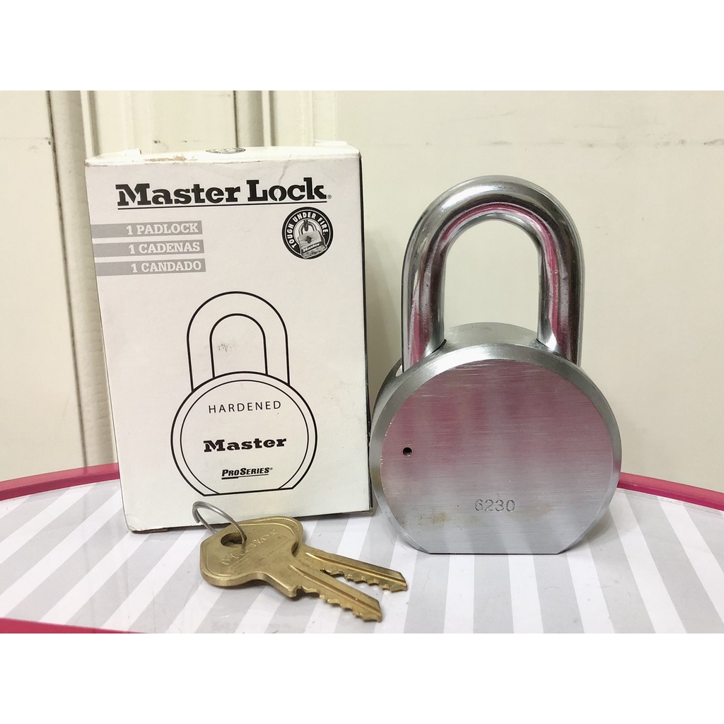 Master Padlock Pro Series 6230 Solid Steel Rekeyable Pin Tumbler
